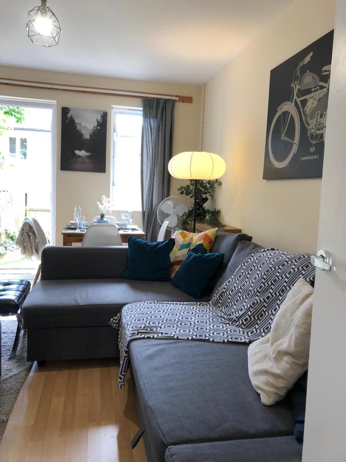 Holiday home Lovely Townhouse With Garden And Parking In Camden London
